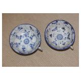 Lot of 2 Chinese or JapaneseExport Cups