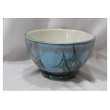 A Decorative Pottery Bowl