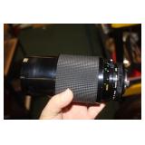 Vivitar Marco Lens, Case