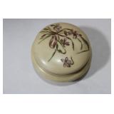 A Vintage Porcelain Round Trinket Box