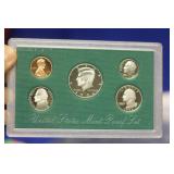 A 1994 US Mint Proof Set