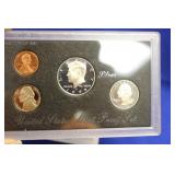 A 1998 US Mint Silver Proof Set