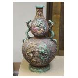 Chinese pottery gourd shape dragon vase