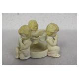 A Ceramic of 3 Articles