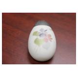 Egg Form Mount Washington Salt and Pepper Shaker