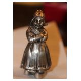 Single Sterling Silver Figeral Shaker