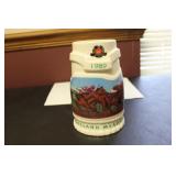 A 1989 Souvenir Beer Mug - Portland Meadows