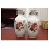 A Pair of Chinese Vase