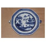 Chinese Export Porcelain Warmer
