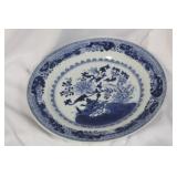 An Antique Chinese Blue and White Export Plate