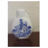 Signed Chinese Porcelain Snuff Bottle