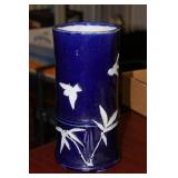 A Chinese/Japanese/Asian Porcelain Cylinder Vase