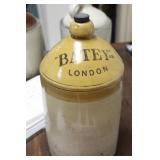 A 'Batey', London Stone Crock