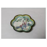 A Chinese Antique Enamel 6 Loop Sauce Dish