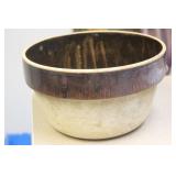 Stoneware Pot