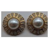 Christian Dior Clip-on Earrings