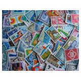 UN stamps 100 mint mixture mostly NY,MNH dupes