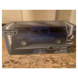 Motormax 2017 Chevrolet Silverado 1500 LT Z71 Crew Cab Collectible Diecast Truck