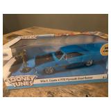 Jada Toys Looney Tunes 1970 Plymouth Road Runner Car W Wile E Coyote Figure