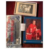 Detroit Red Wings Memorabilia - Team Photo, License Frame, Gordie Howe Brochure