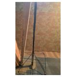 Kennatrack Metal Gliding Door Hardware:Store Display Stand