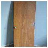 Hollow-Core Flush Wood Veneer Interior Utility Closet Door W Door Knob (1)