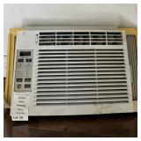 GE AEW05LXL1 115-Volt 5,000 BTU Room Air Conditioner 