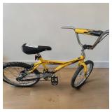 Huffy Turbulent Boys BMX Bike In Bright Yellow & Black