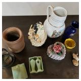 Carvanite of Los Angeles Pale Green Plastic S & P Shakers W Matching Case