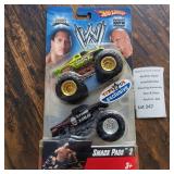 WWE Hot Wheels Smack Pack 2 Toy Set