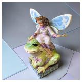 Jim Shore 'Have You Kissed A Frog Today' Figurine