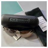 Oakley Black Metal Frame Sunglasses & Hard Case