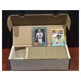 1986 TOPPS FOOTBALL SET VERY CLEAN!