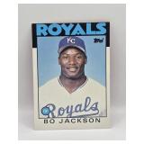 BO JACKSON ROOKIE TOPPS TRADED 1986. VERY SHARP