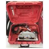 Corded MILWAUKEE Circular Saw