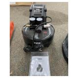 IRONTON 3 Gallon Pancake Air Compressor