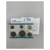 U.S. MINT 1977 Uncirculated Coin Set