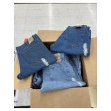 Lot of 18 Men's New Denim Jeans; Heavy in 32W