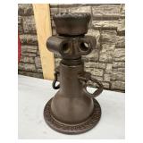 1888 Cast Iron Screw Jack *OPERATES