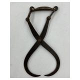 ANTIQUE Cast Iron Ice Tongs   16'