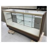 20'Wx72'Lx42'H Glass Display Case