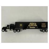 Ertl FORD NEW HOLLAND Baler 50th Anniversary Truck