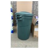 32 Gal. HD Garbage Can w/ Lids