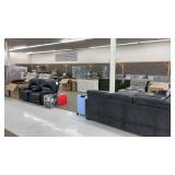 FREE GIVEAWAYS AT EVERY AUCTION!!
