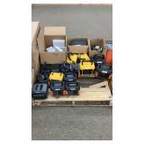 Pallet of (16) Portable Power Stations *returned