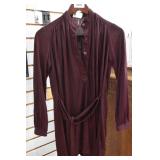Vtg Long Sleeved Burgundy Shirt Dress w/Tie Belt
