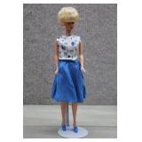 Blonde Bubble Cut Barbie - Reproduction