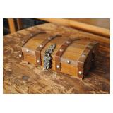 Double Six Tile Dominoes in Wood Hinged Box
