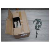 NIB 12 Cast Iron Palm Tree Coat Hanger Hooks