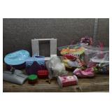 Lot of Plastic Small Toys - Polly Pocket